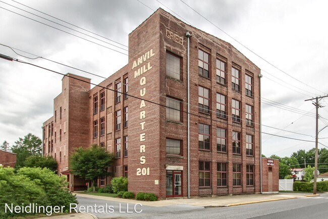 Building Photo - 201 S Lancaster St