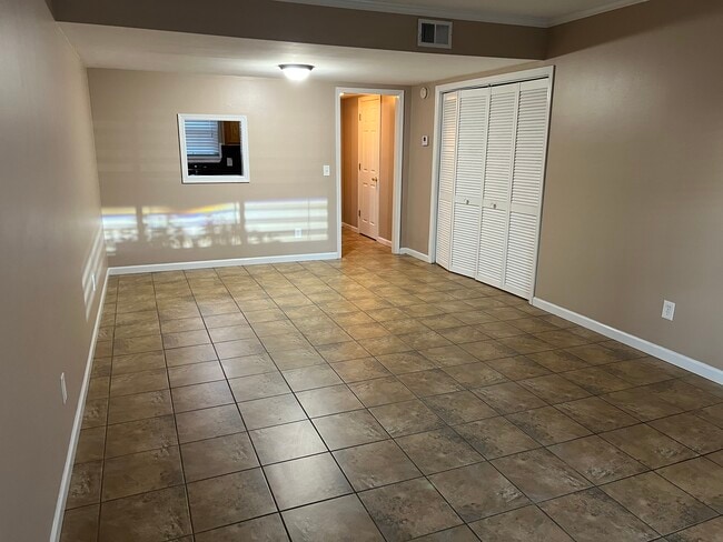 Building Photo - Walston Bridge Apartments