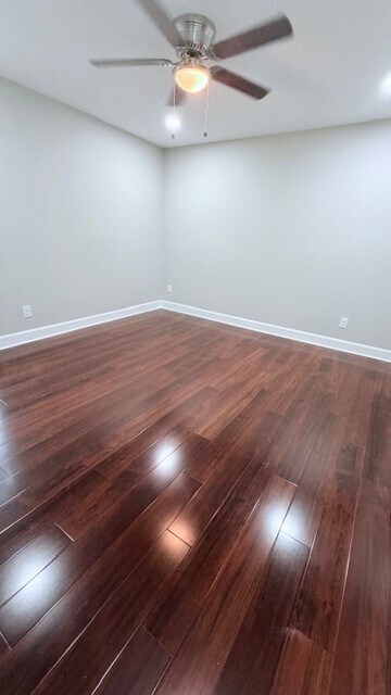 Building Photo - 9707 Richmond Ave.