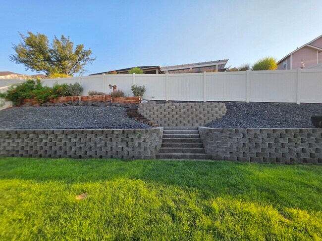 Building Photo - 6009 Pimlico Dr