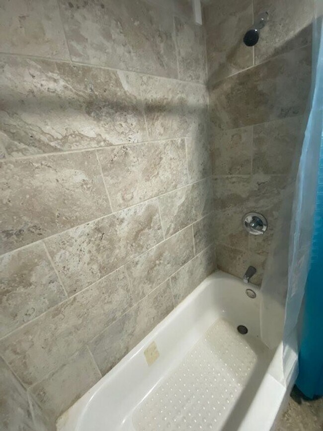 Building Photo - 53 Orlando St