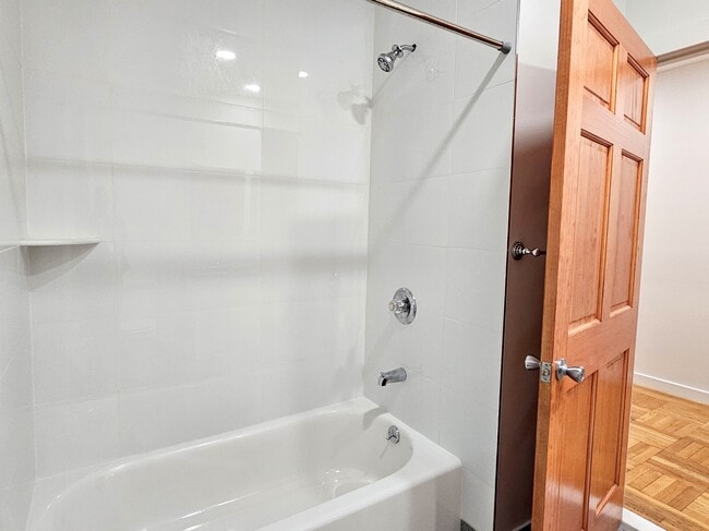 Building Photo - 610 W 150th St