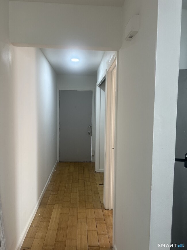 Building Photo - 1079 Ella T Grasso Blvd