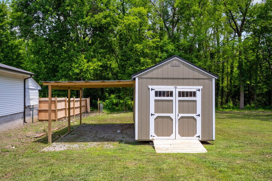 Building Photo - 419 Osborne Dr