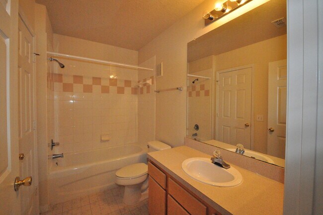 Building Photo - 6530 Swissco Dr