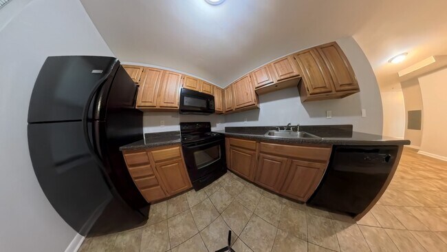 Floorplan - 74 S. Munn Ave