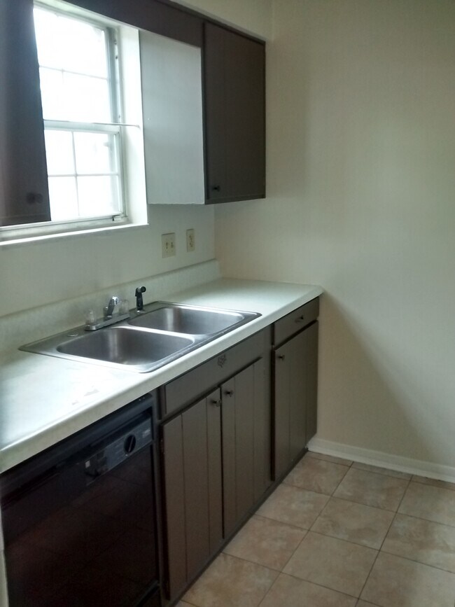 8041 Pippin Rd 8041 Pippin Rd Groesbeck OH 45239 Apartment Finder