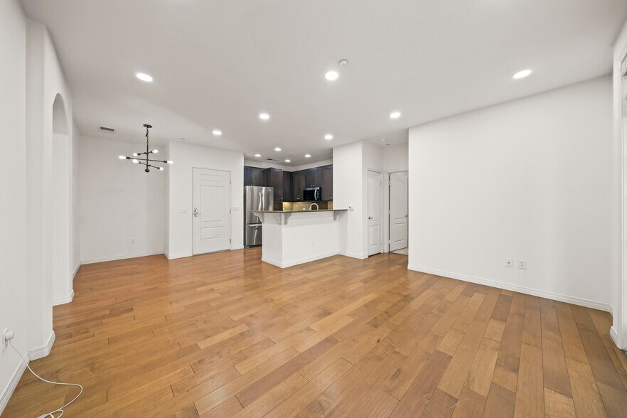 Building Photo - 3957 30th St