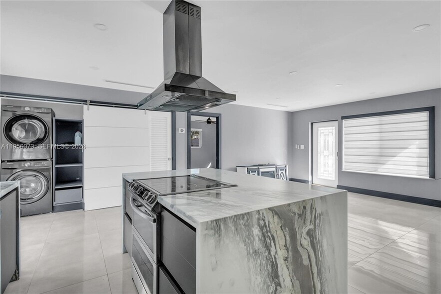 Building Photo - 500 SW 64th Pkwy