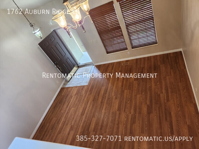 Building Photo - 1762 Auburn Ridge Ln