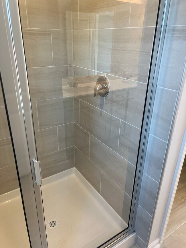 Building Photo - **3 Bed, 2.5 Bath Home for Rent @ Triple Crown in Durham**