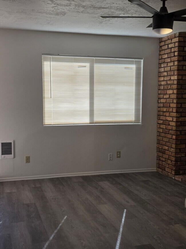 Building Photo - Two-Bedroom Condo