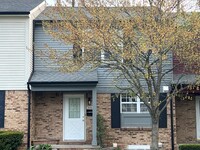 Building Photo - 3494 Burbank Dr