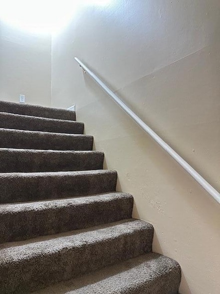 Building Photo - 3420 Westside Dr NW