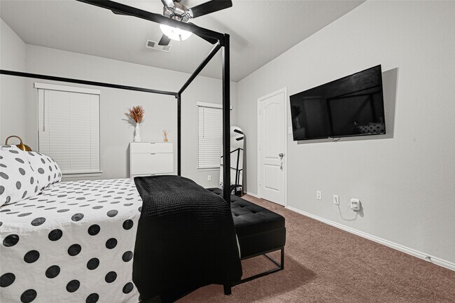 Building Photo - 31607 Eldorado Ln