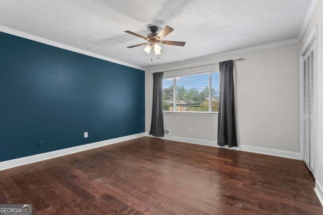 Building Photo - 120 Biscayne Dr NW