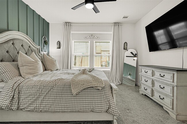 Building Photo - 30260 Kingston Heath Dr