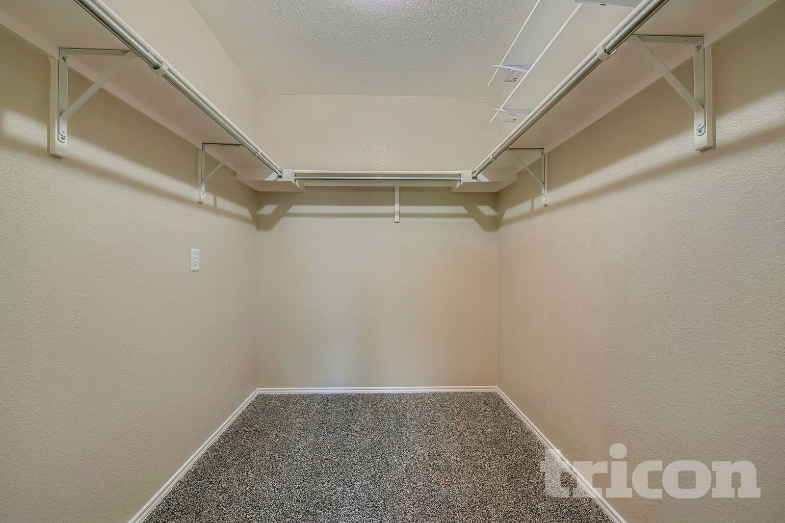 Building Photo - 13129 Padre Ave