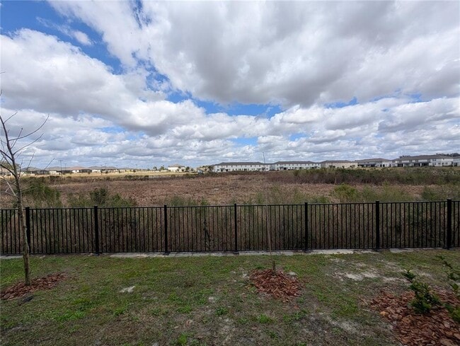 Building Photo - 32021 Spiceberry St