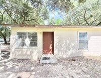 Building Photo - 535 Amber St