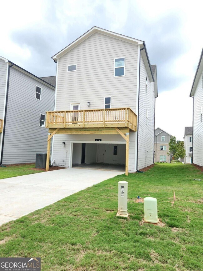 Building Photo - 821 York Aly