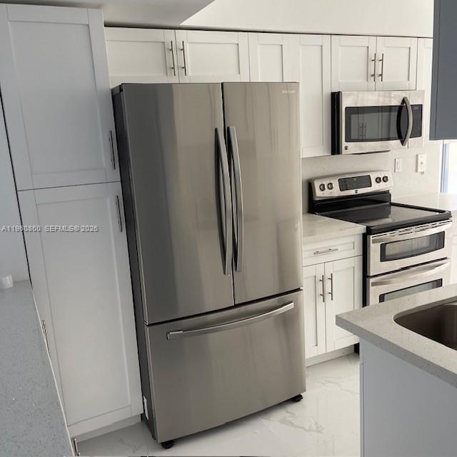 Building Photo - 3530 Mystic Pointe Dr