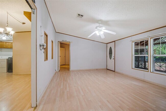 Building Photo - 18240 Lynbrook Rd