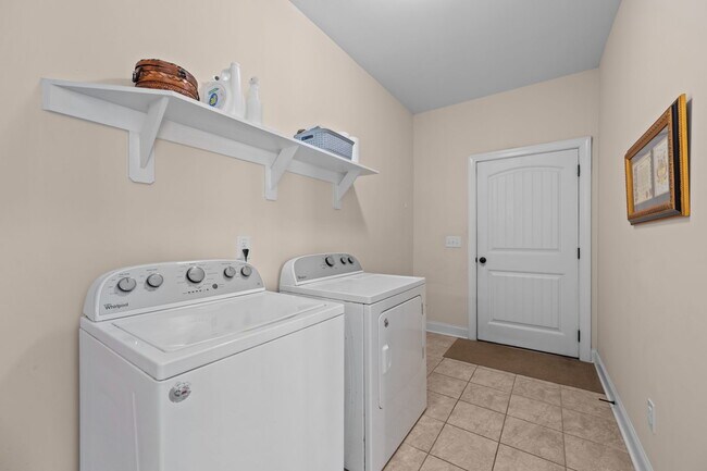 Building Photo - 433 Canvasback Ln