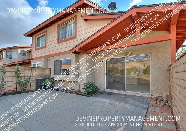 Building Photo - 902 California Privado