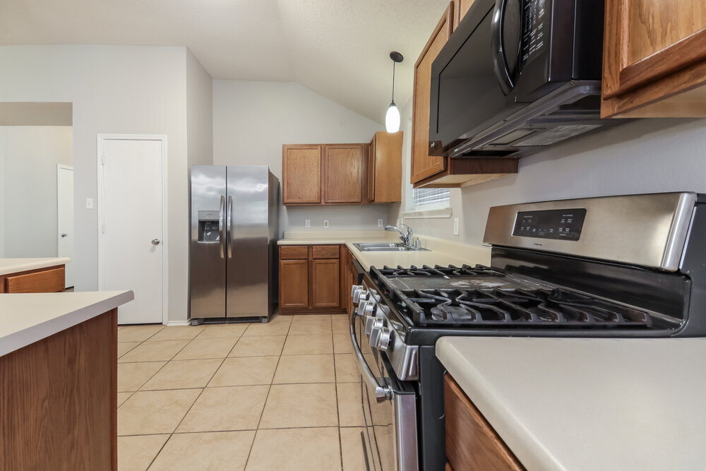 Building Photo - 114 Redbud Dr