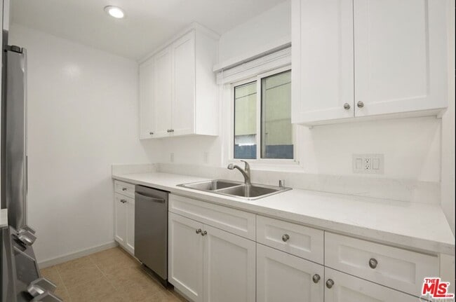 Building Photo - 3032 Exposition Blvd