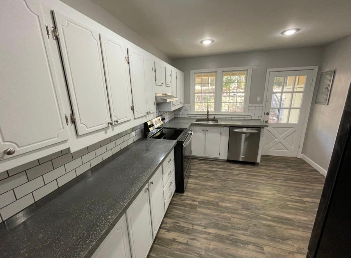 Building Photo - 1732 Piedmont St