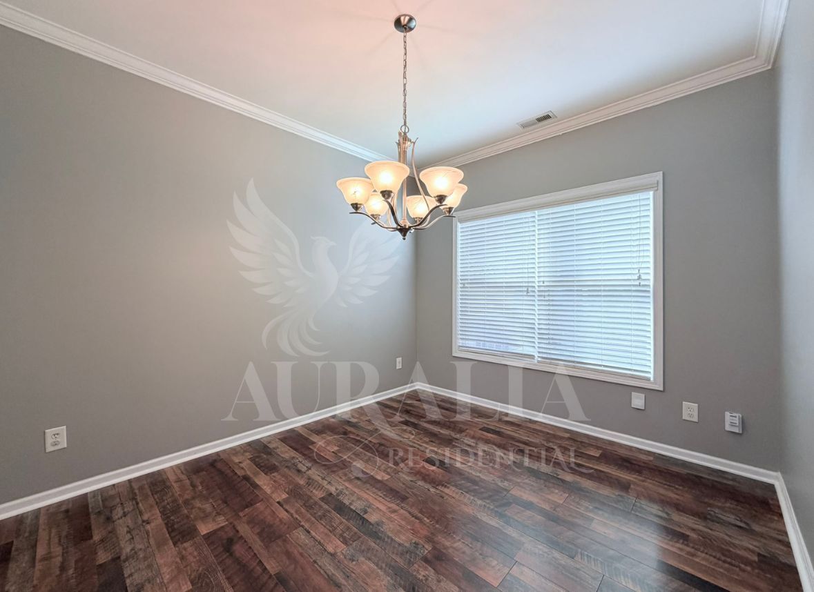 Building Photo - 705 Keystone Park Dr