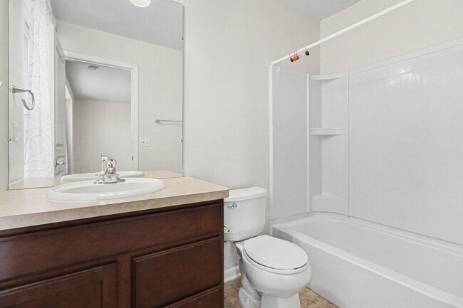 Building Photo - 27898 Hopkins Dr