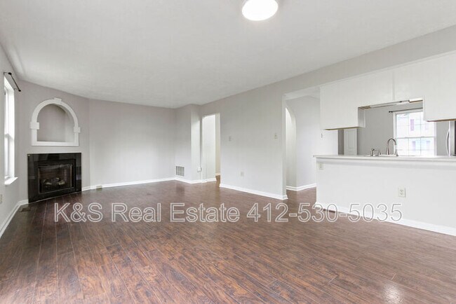 Building Photo - 122 Manor View Dr