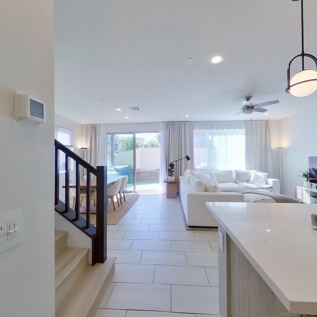 Building Photo - 3281 Vestra Way