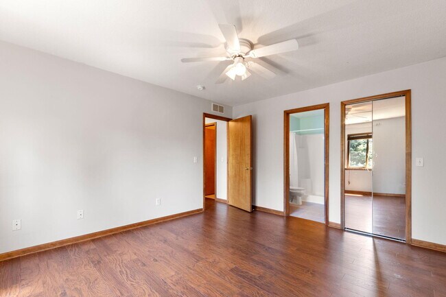 Building Photo - 2536 Eagles Cir