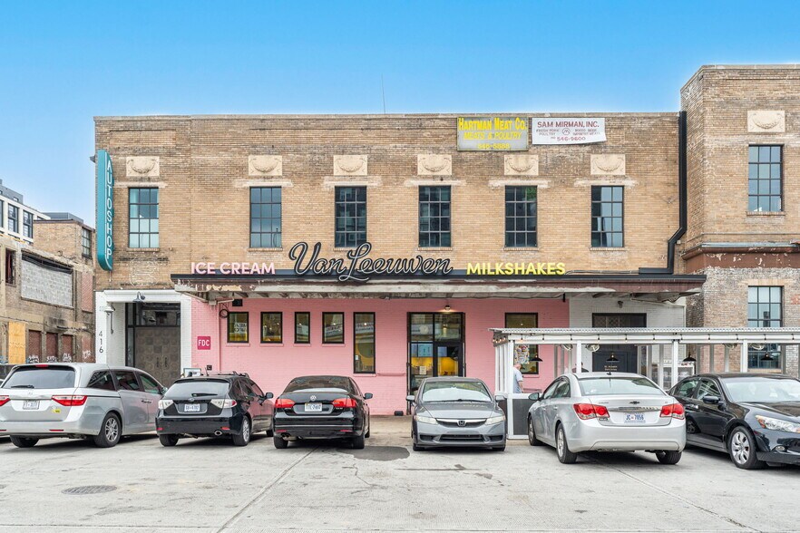 VanLeeuwen Ice Cream close by! - 602 14th Pl NE