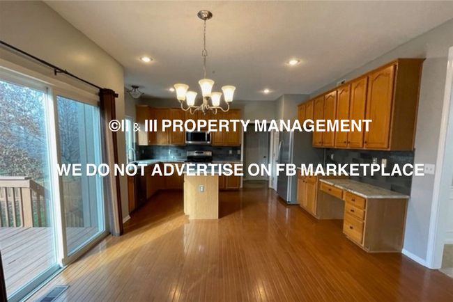 Building Photo - 15564 S Blackfeather St