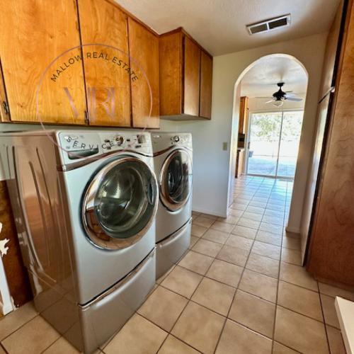 Building Photo - 474 Lodgeview Dr