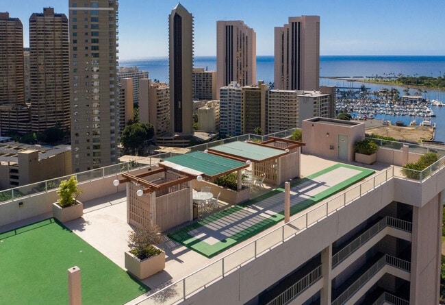 Building Photo - 1848 Kahakai Dr