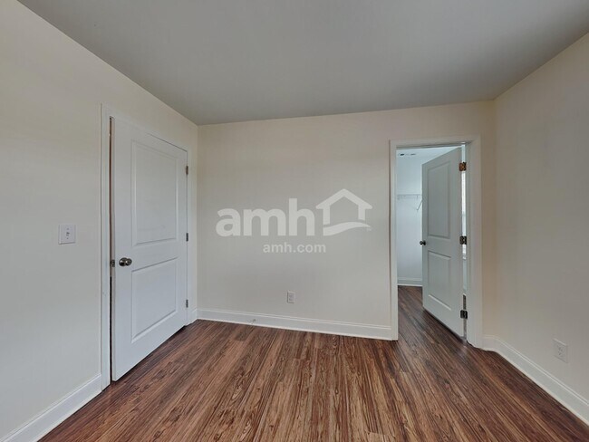 Building Photo - 4812 Chutney Dr