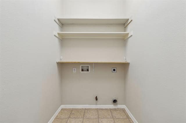 Building Photo - 8447 Firewheel Ln