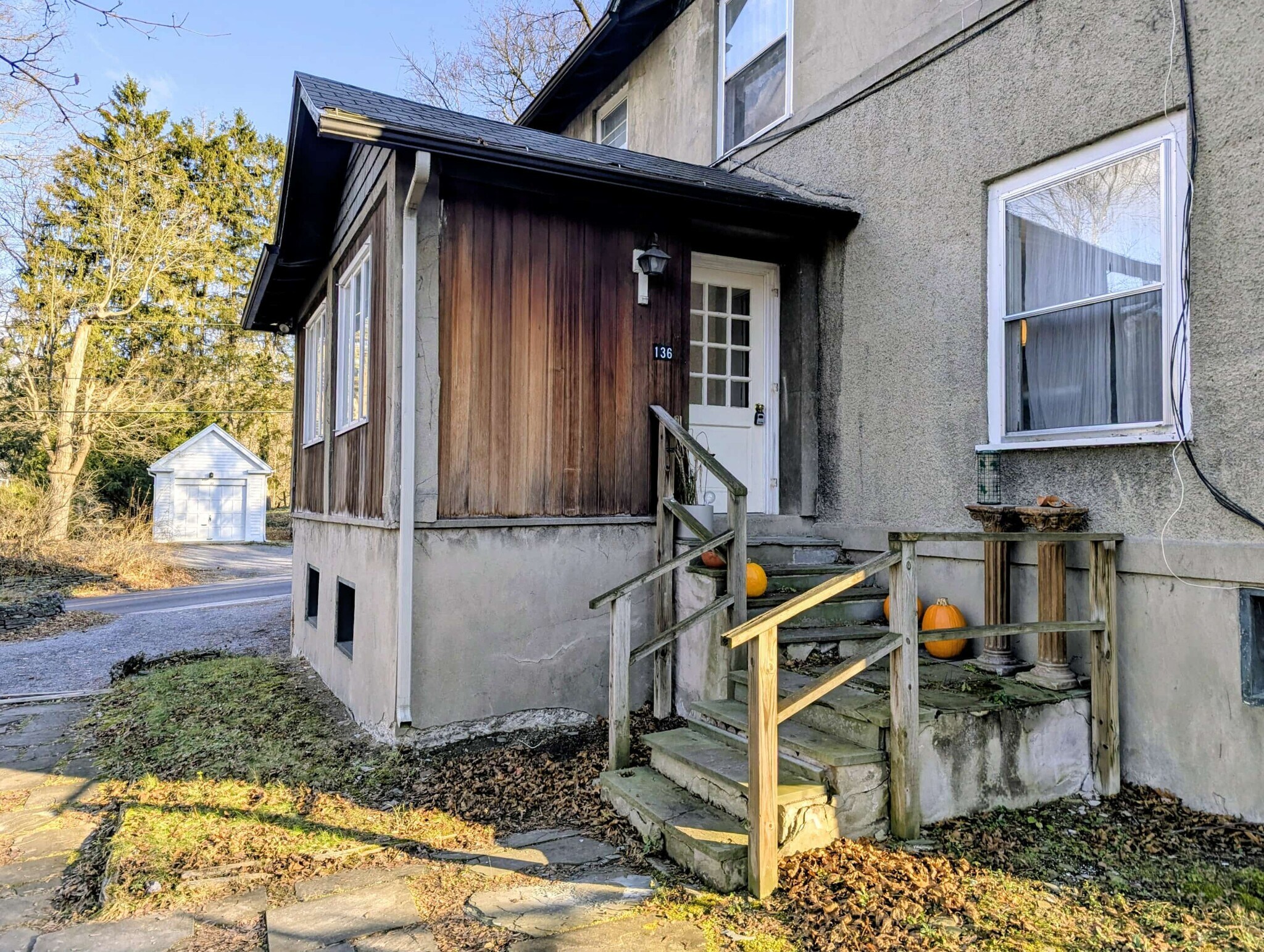 Building Photo - 136 Judd Falls Rd