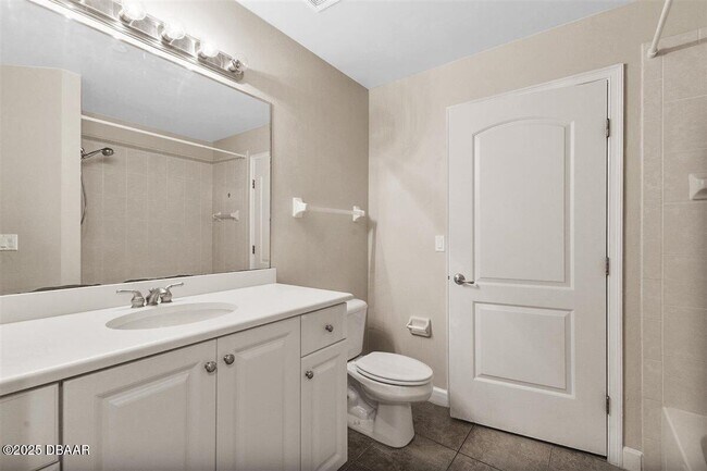 Building Photo - 424 Luna Bella Ln