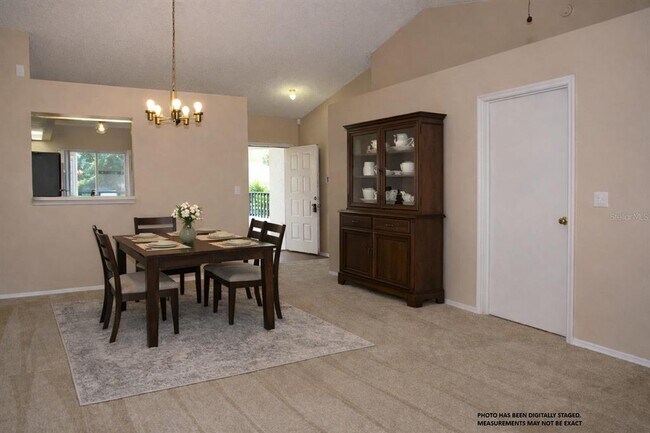 Building Photo - 1317 Lucaya Cir