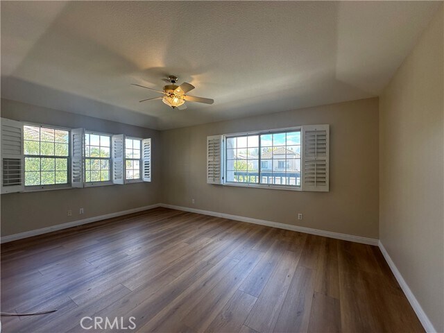 Building Photo - 12865 Crawford Dr