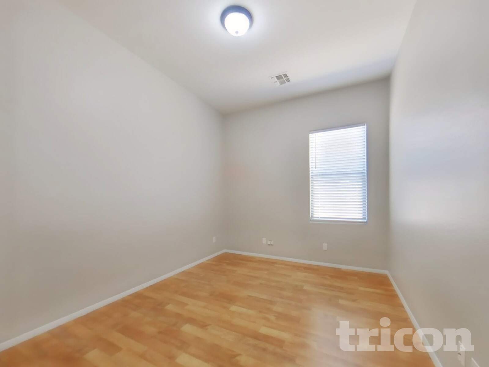 Building Photo - 20834 N Jones Ct