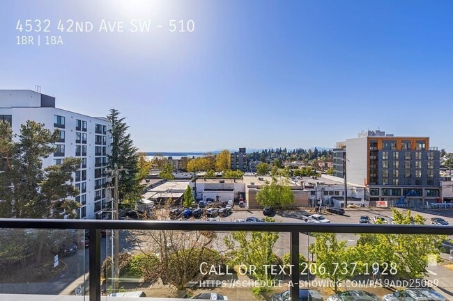 Building Photo - 4532 42nd Ave SW