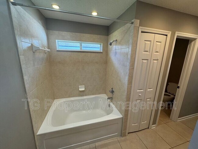 Building Photo - 86269 Venetian Ave